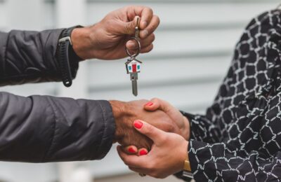 5 Ways Runners Can Guarantee a Safe and Healthy Short-Term Rental Experience